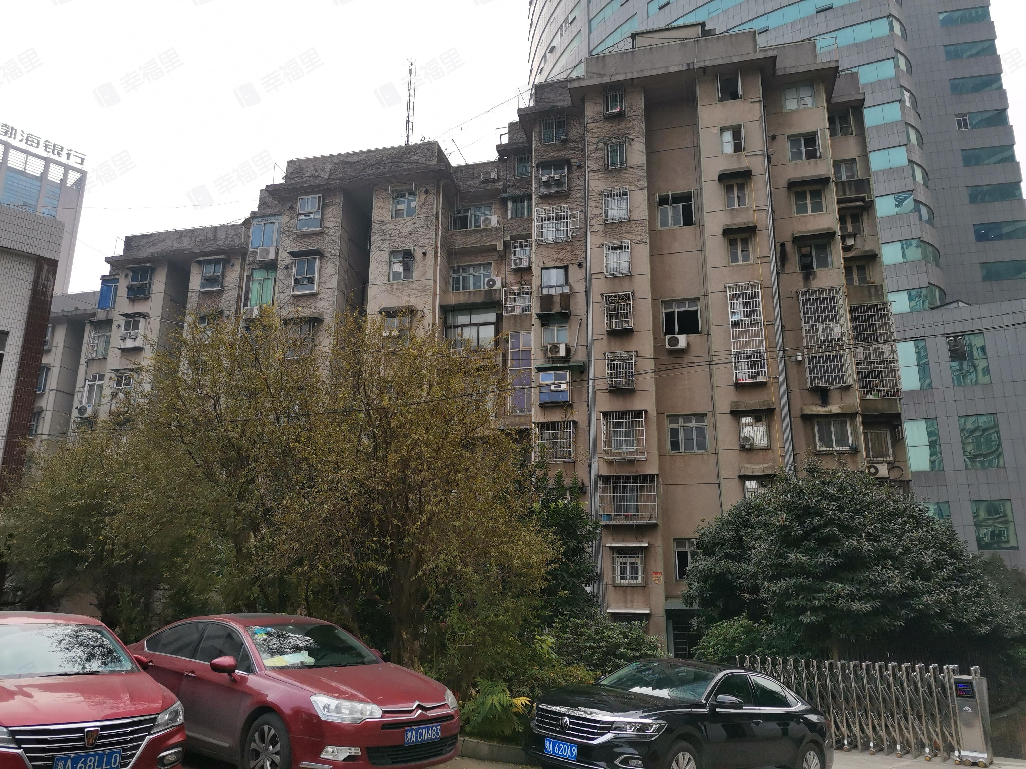 建行天心支行宿舍小区效果图