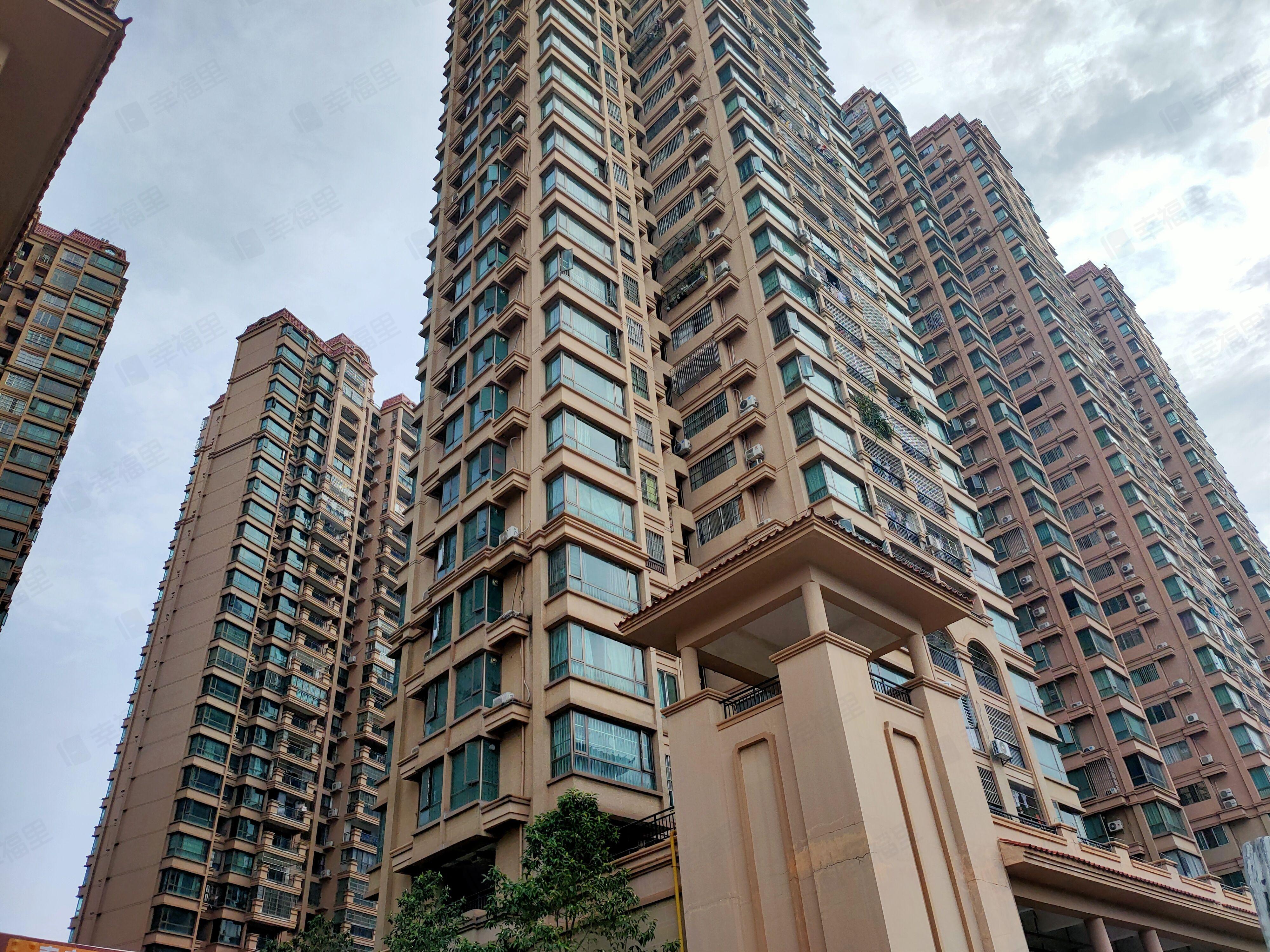 红日山湖小区效果图