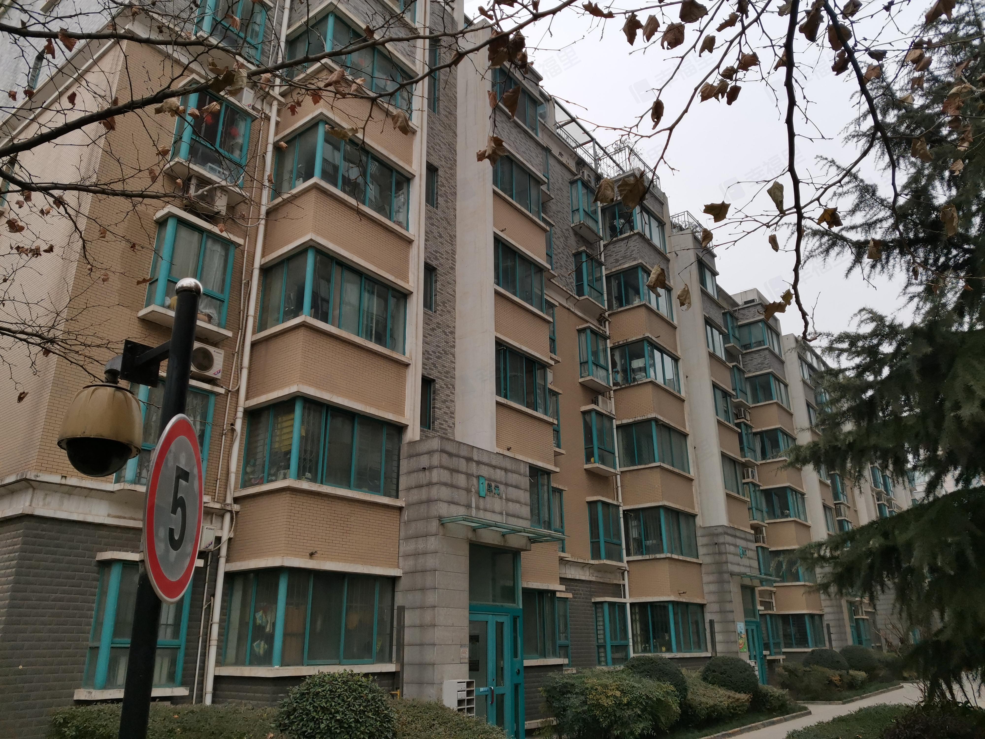 荣德棕榈湾小区效果图
