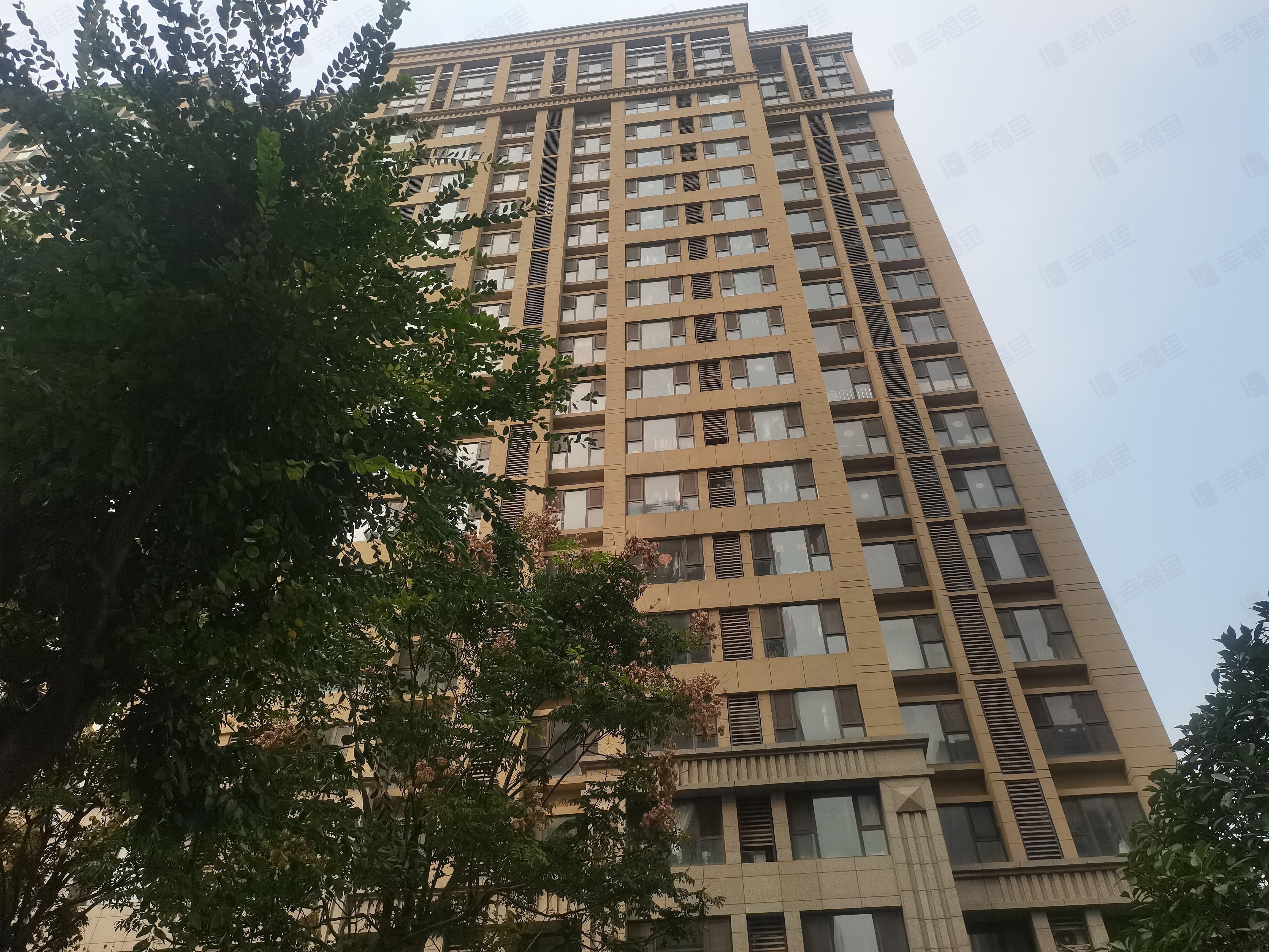 鲁能公馆小区效果图