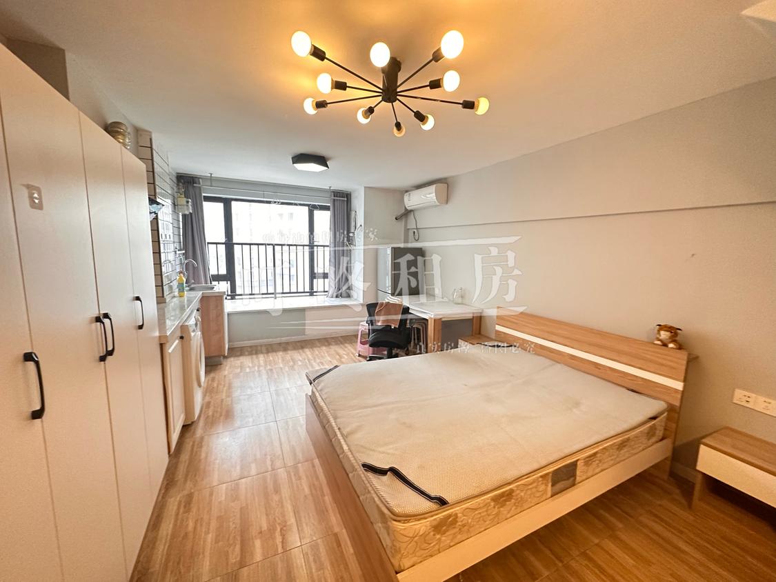 整租·鲁能领秀城(五街区)