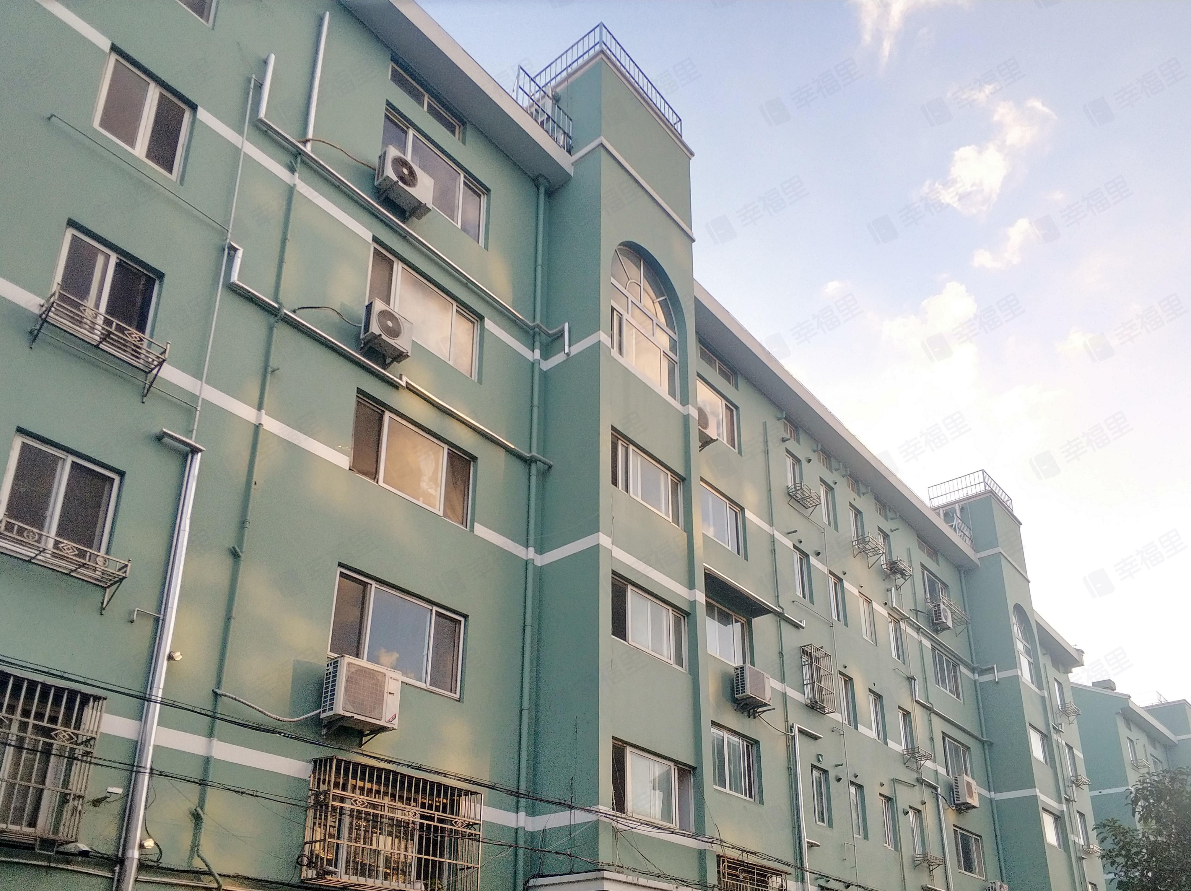 东八公寓(东区)小区效果图