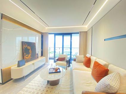 三亚京海成鹿港溪山3室2厅106平中楼层/共25层