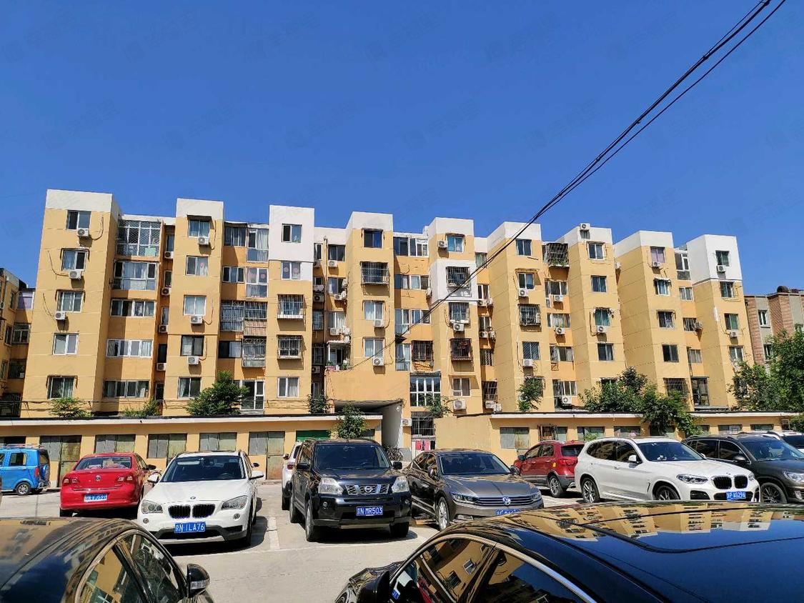 北京丰台-丰益桥/1990年建泥洼路2号院