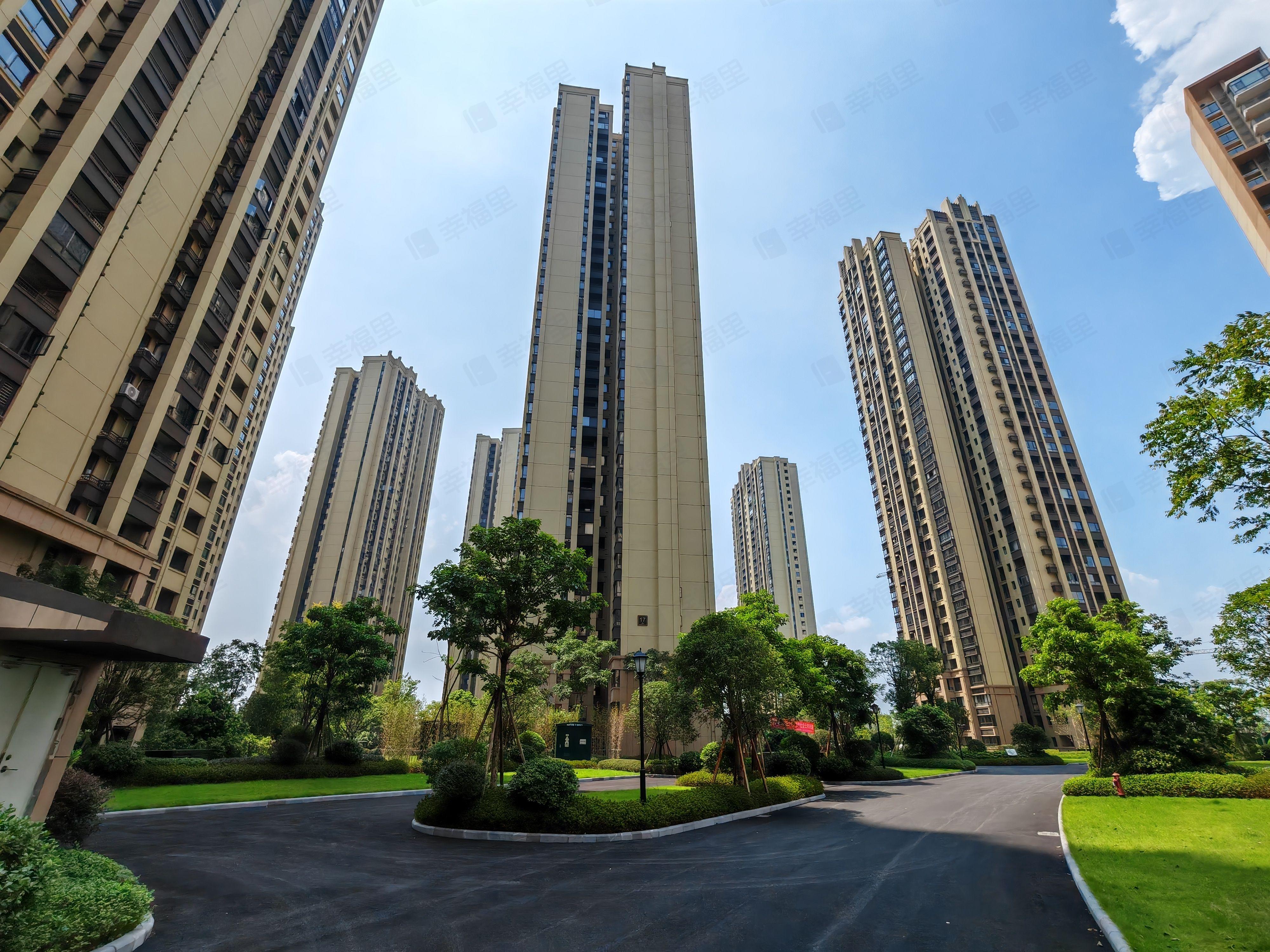 兴进颐景城小区效果图