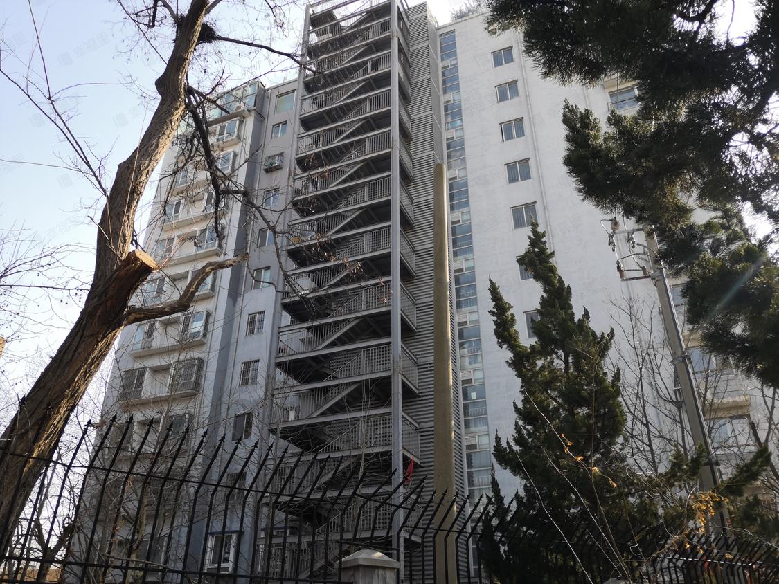 青岛市南-八大湖/2005年建杰中苑