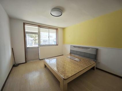 北京天润海韵豪庭2室1厅64平低楼层/共7层