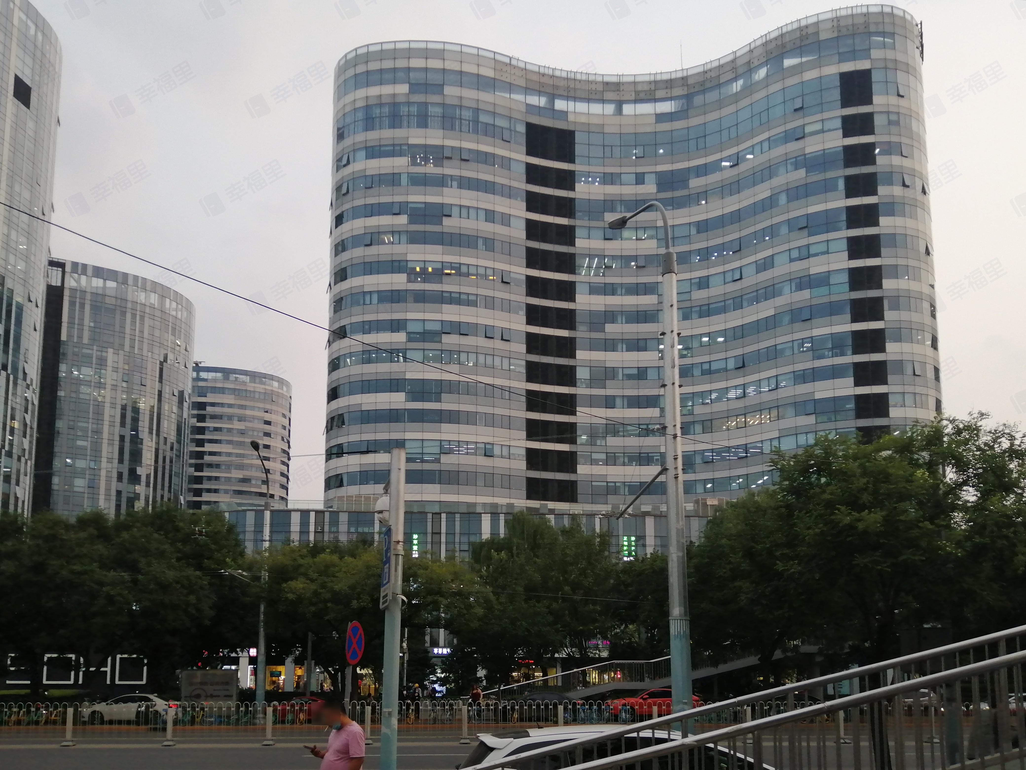 三里屯SOHO公寓小区效果图