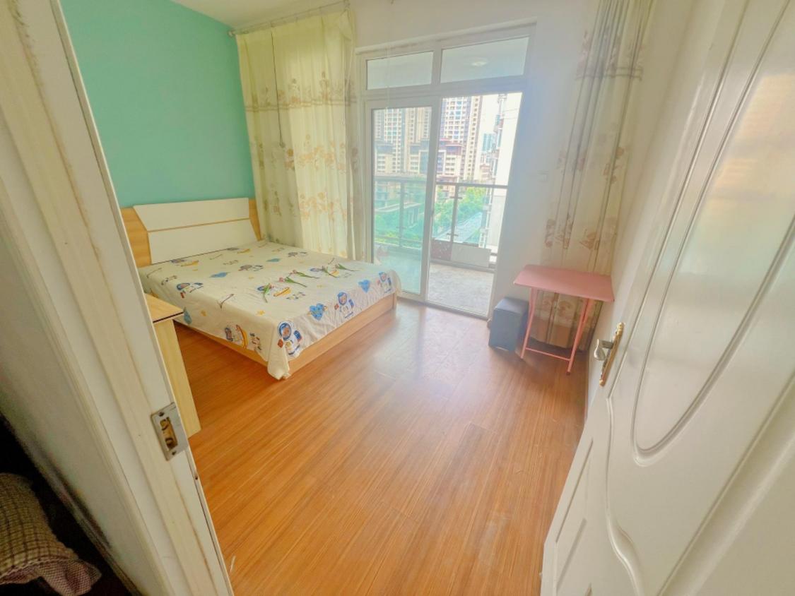 合租·和信孔雀城