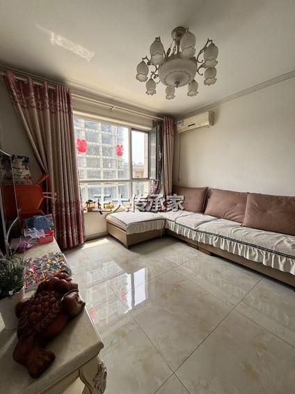 北京东尚蓝湾2室2厅88平中楼层/共32层