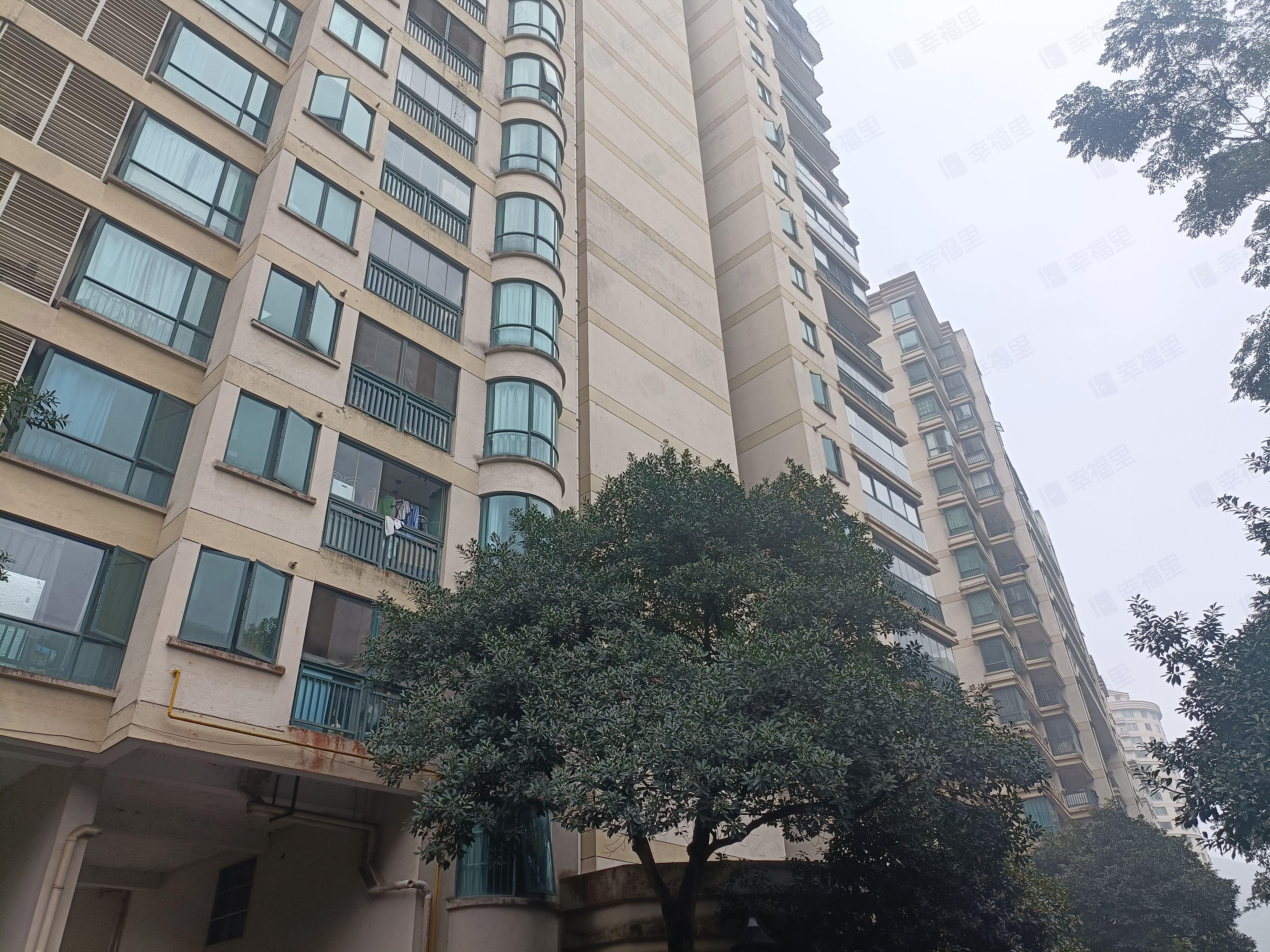 华庭云顶小区效果图