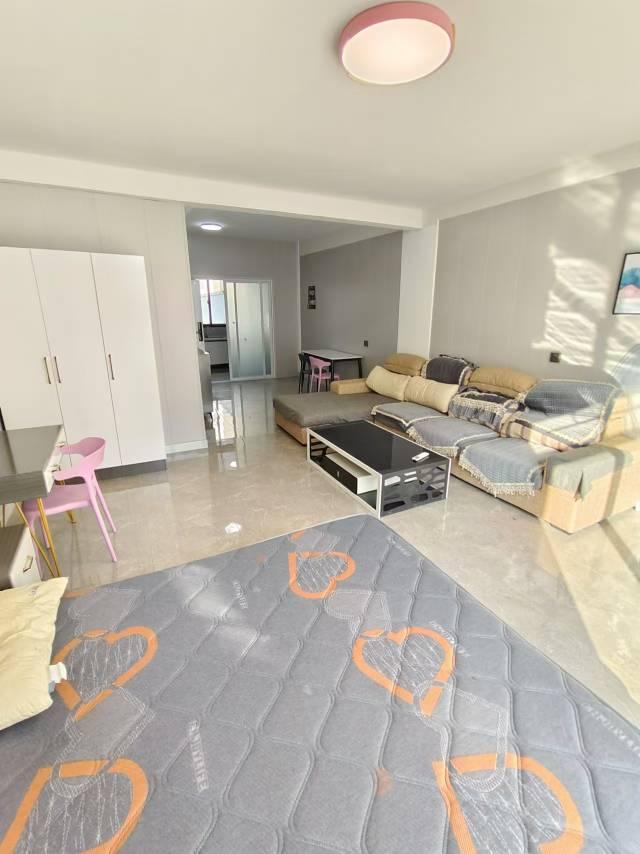 合租·绿地太湖东岸花园