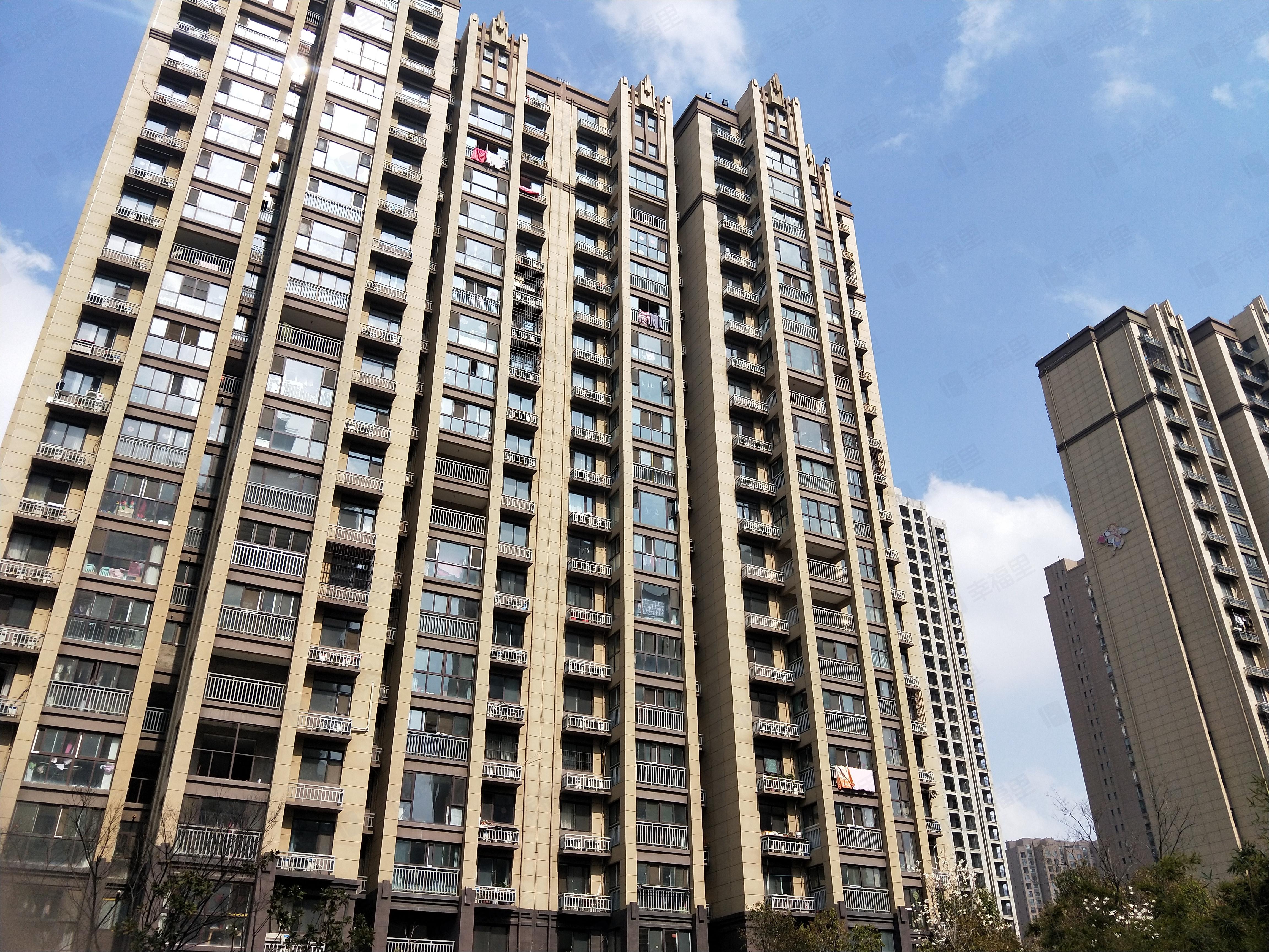 国泰菁华逸景小区效果图