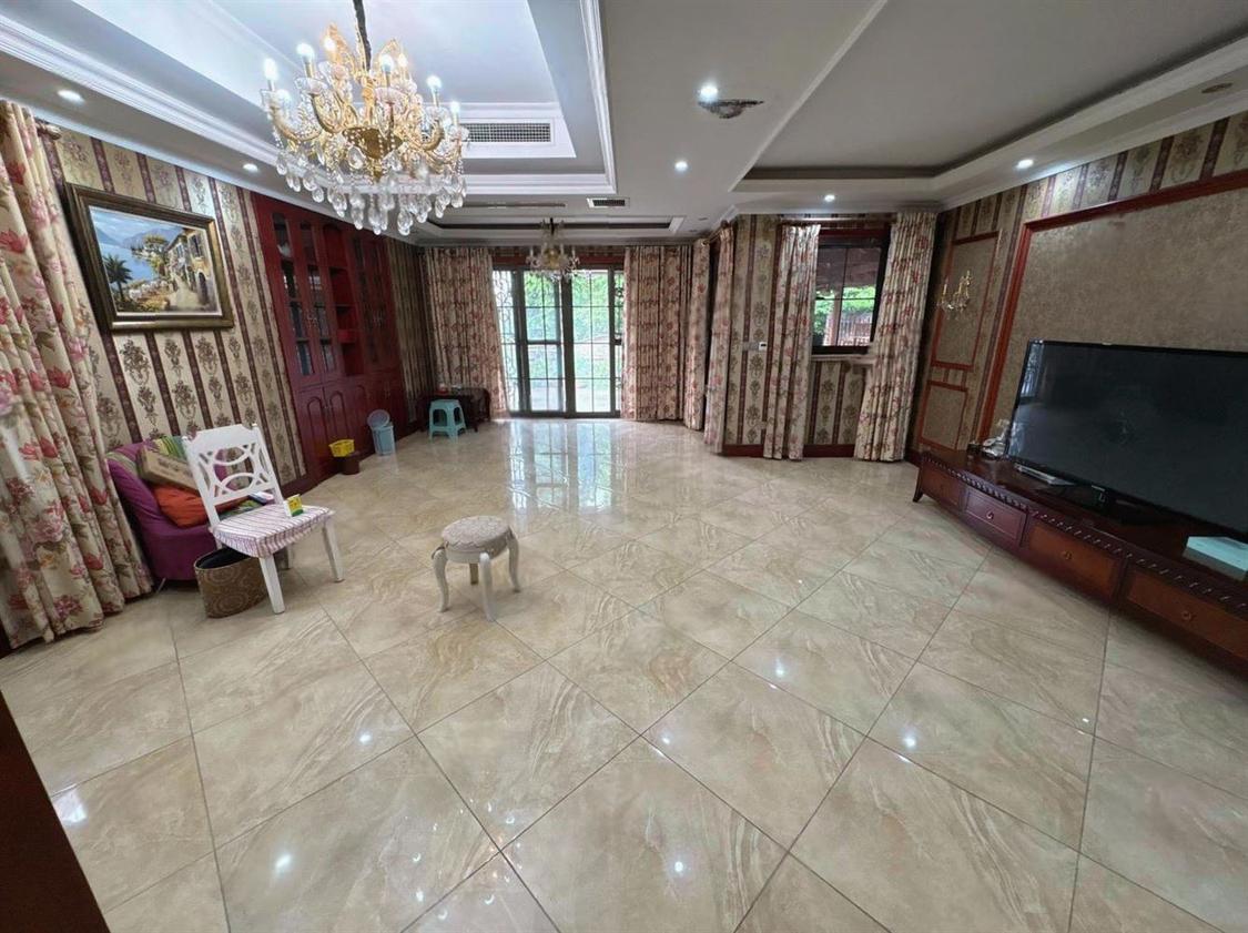 整租·坡岭顿小镇