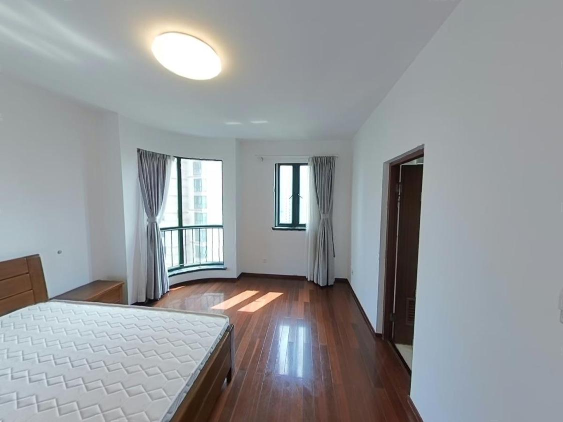 整租·仁恒滨江园