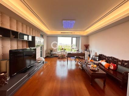 上海金地格林世界(森林公馆西区)4室2厅175平中楼层/共15层