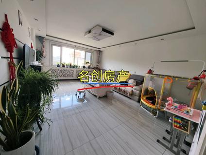 北京山水豪庭(丰宁)3室2厅128平中楼层/共11层