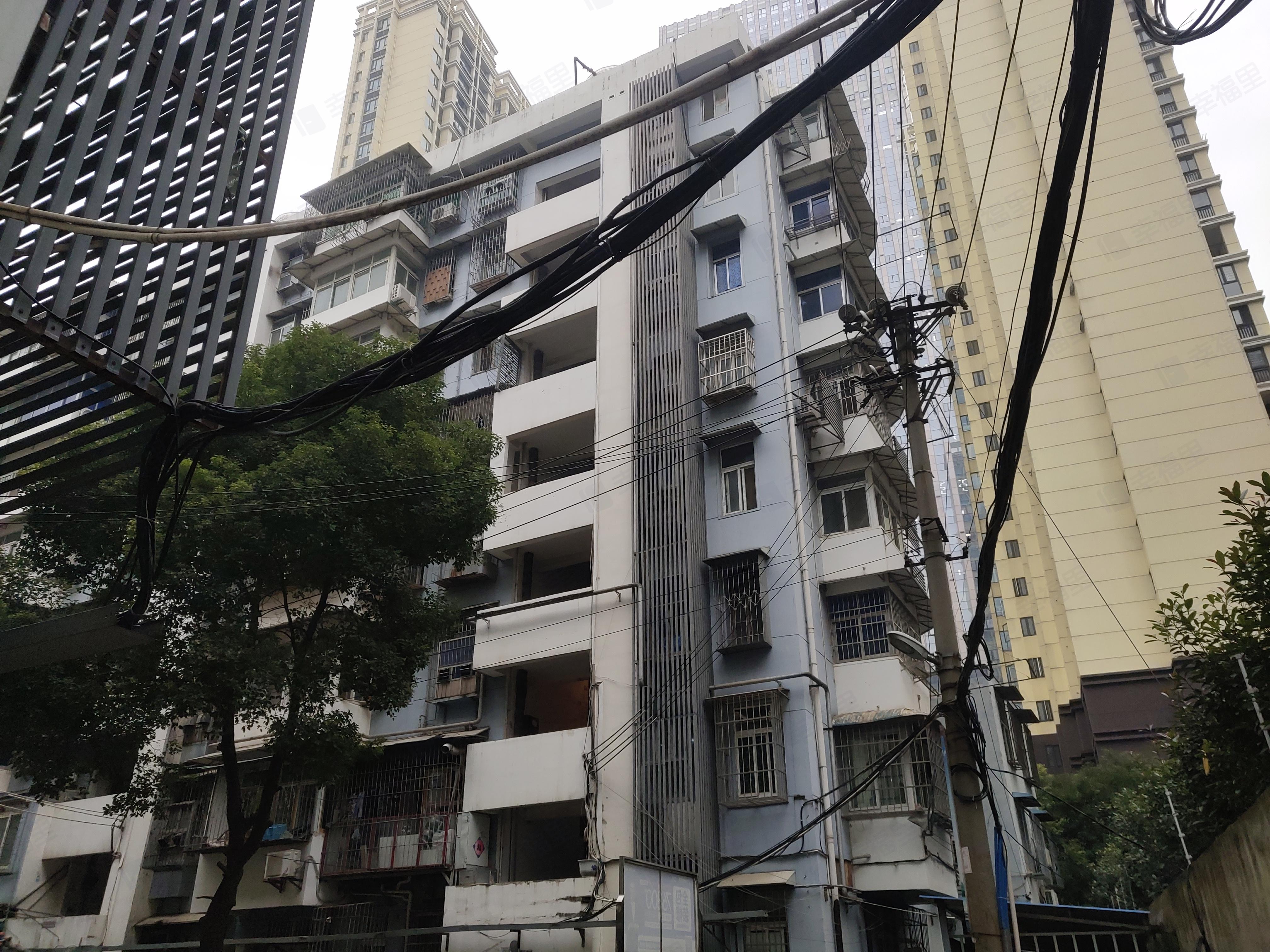 公安局宿舍(岳东路)小区效果图