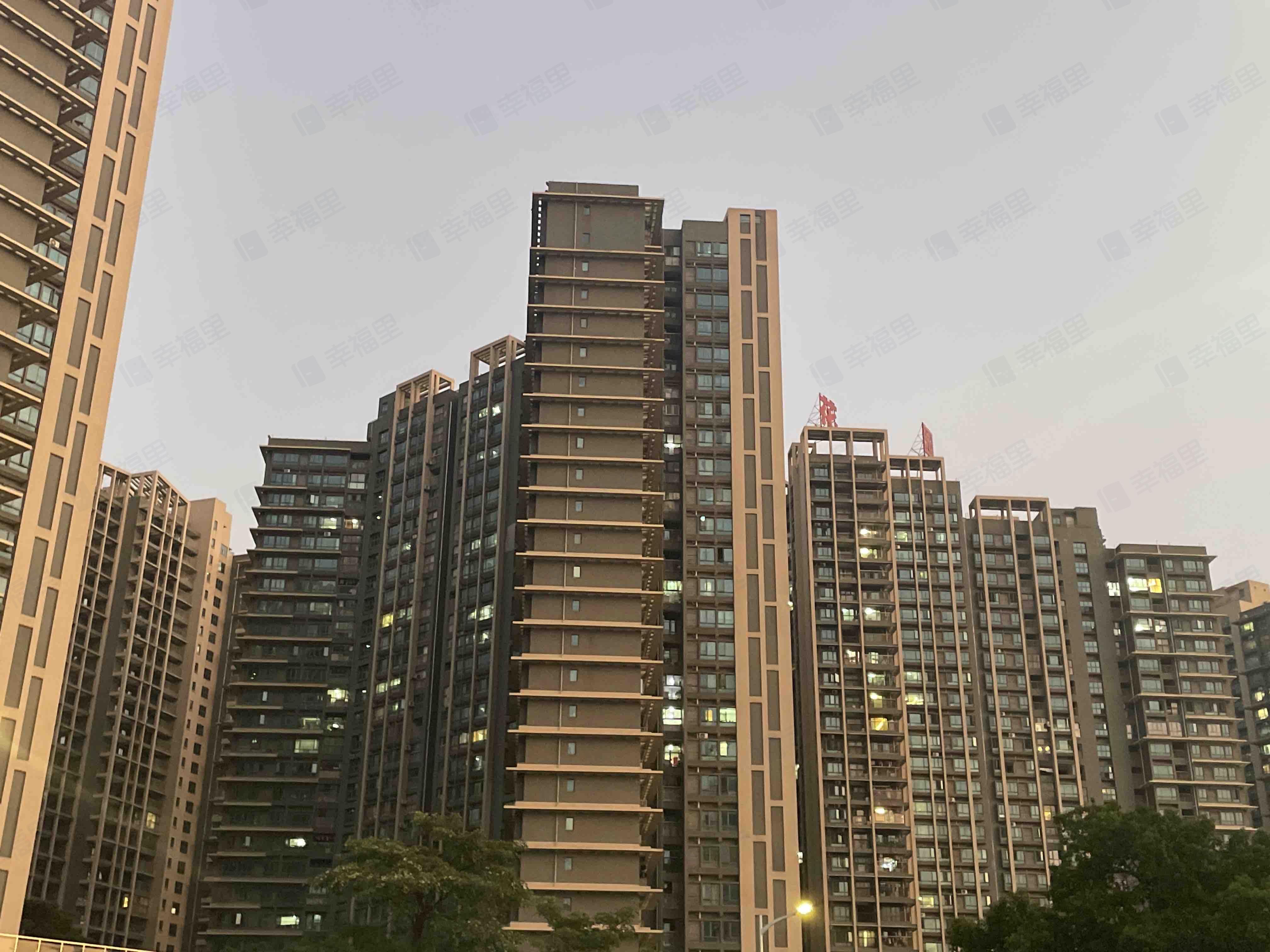 裕龙君汇小区效果图