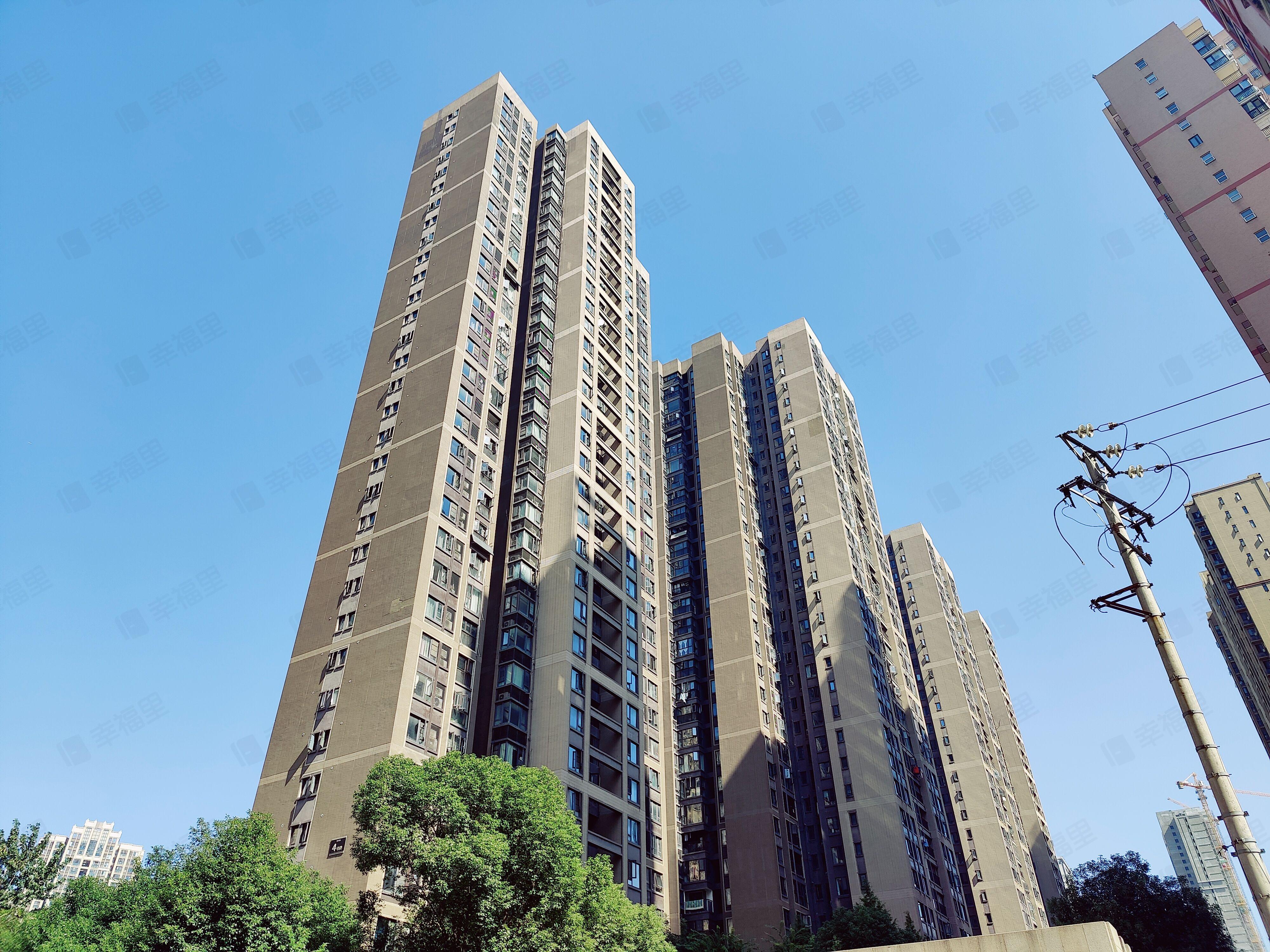 融创公园壹号(二期)小区效果图