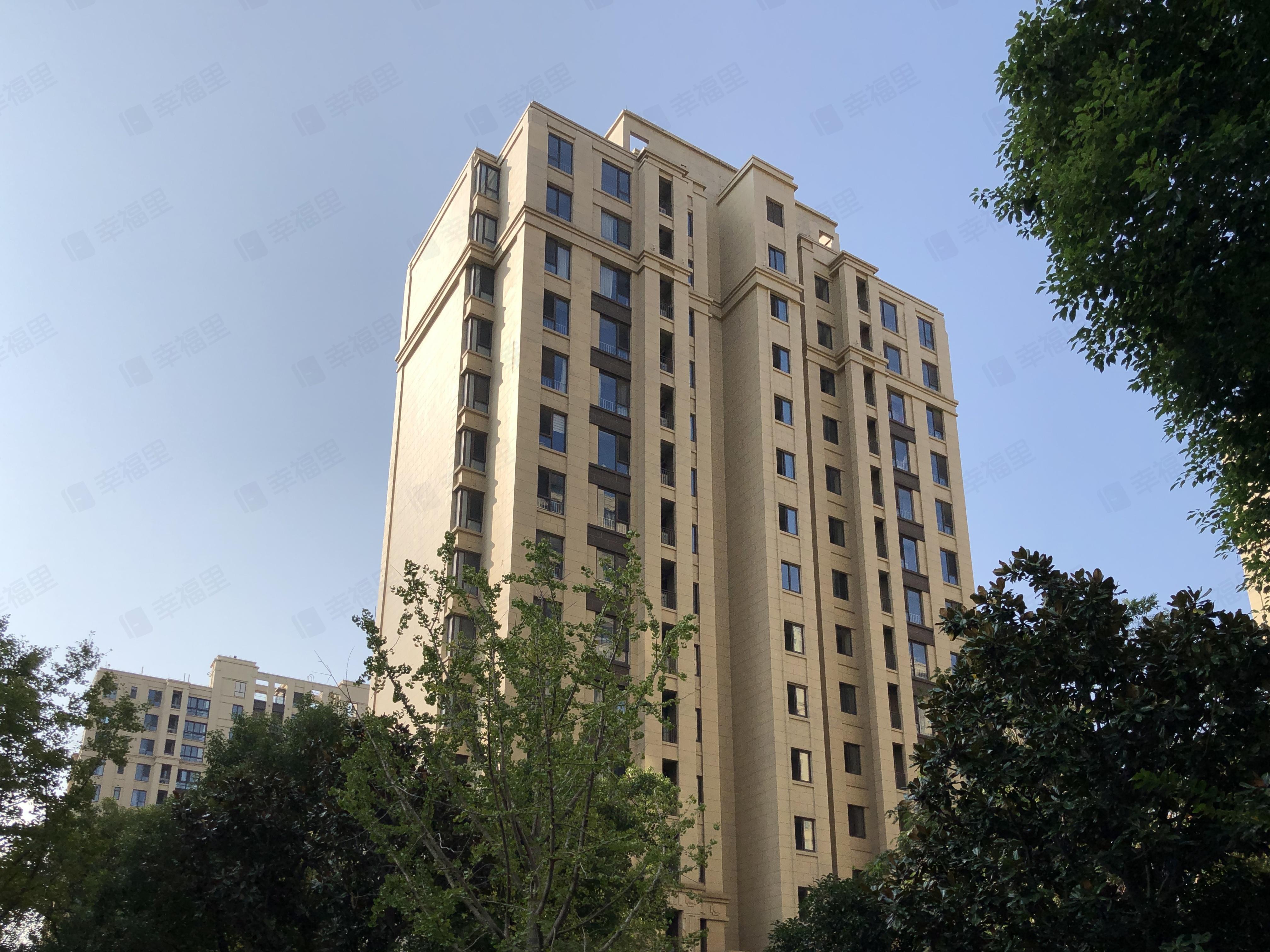 保利翡丽公馆小区效果图