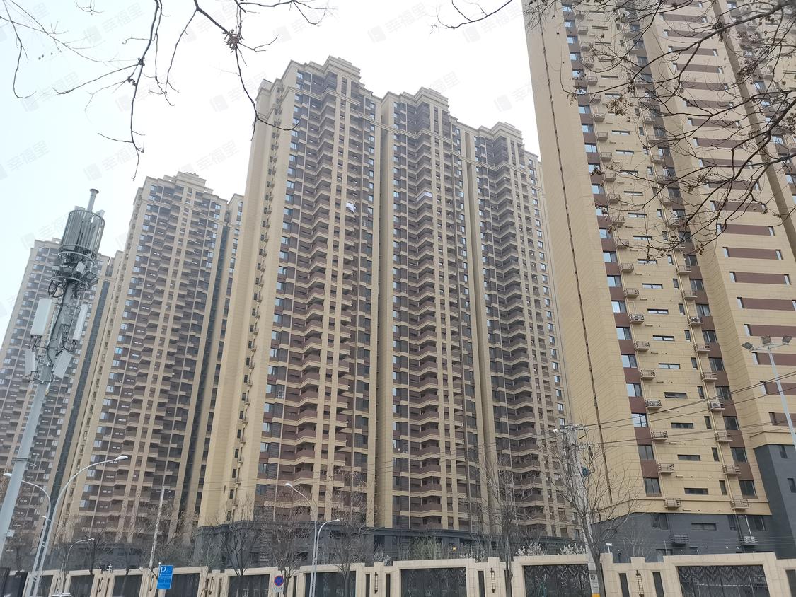 西安雁塔-曲江大道/2013-2020年建中国铁建万科翡翠国际