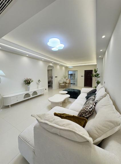 北京万联花园3室2厅89平顶层/共18层