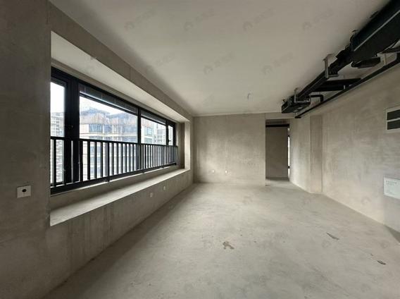 北京海上潮鸣中心4室2厅135平高楼层/共17层