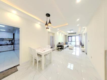 北京和记黄埔御峰(三期)3室2厅107.12平中楼层/共34层