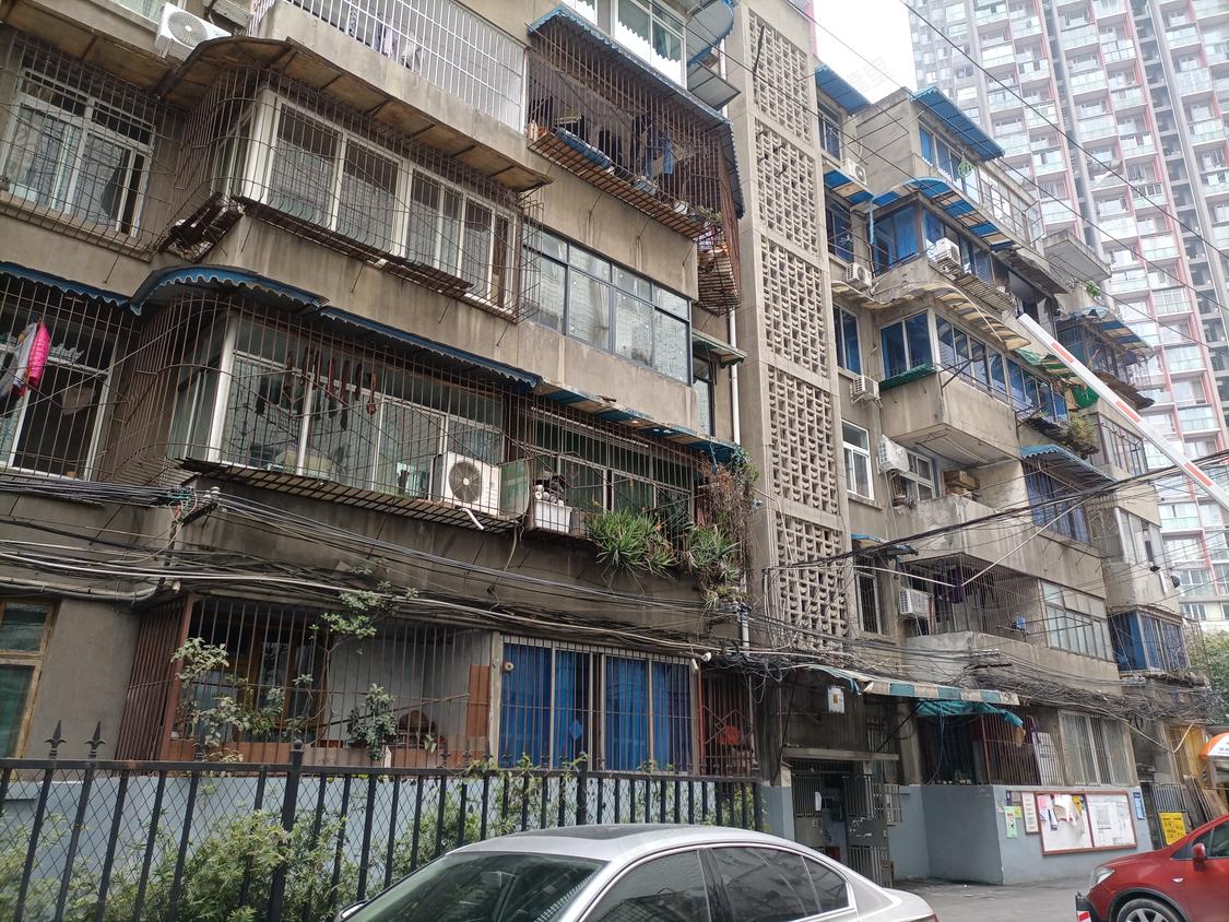 成都青羊-八宝街/2000年建过街楼街36号