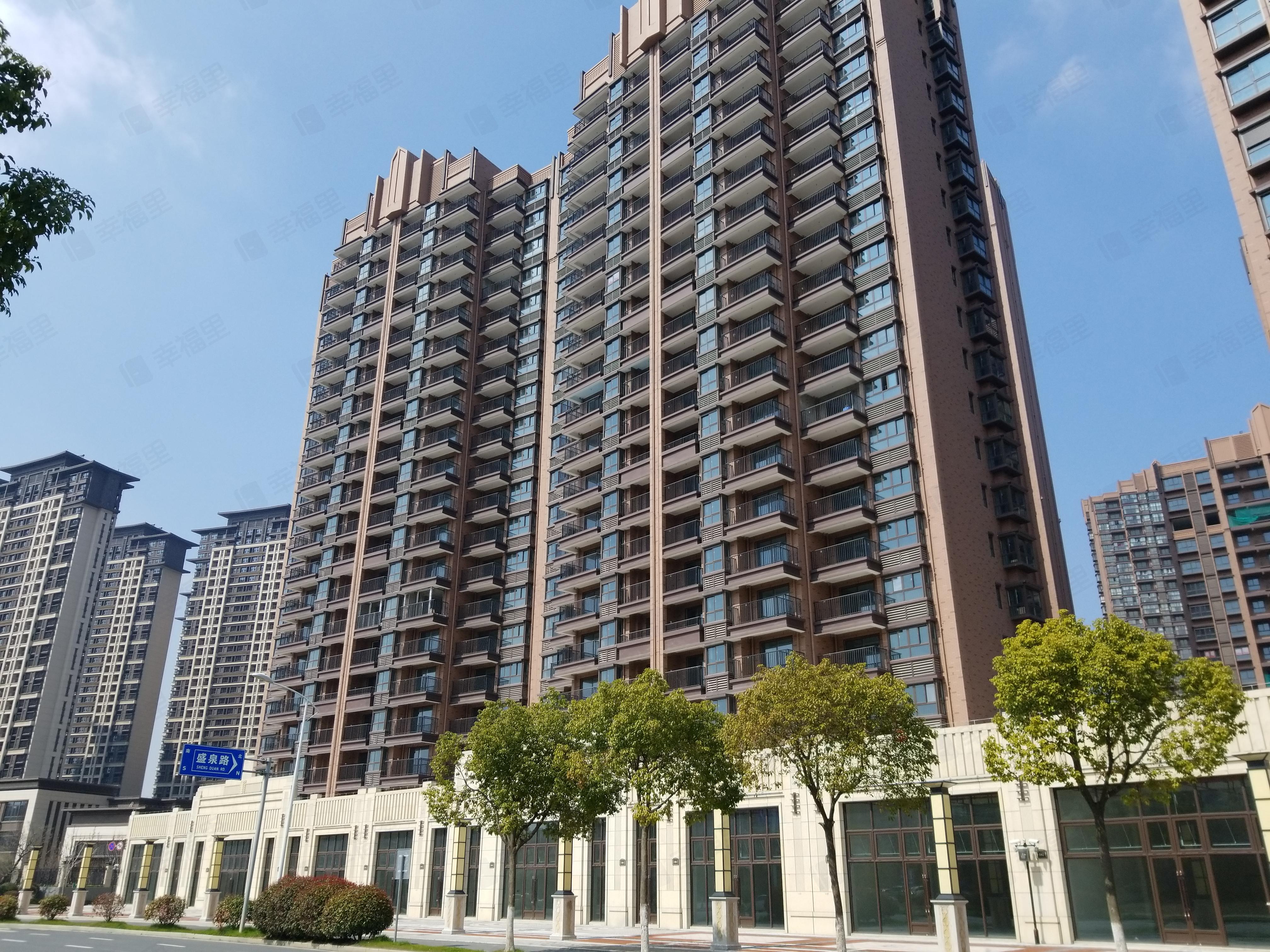 万业观山泓郡小区效果图