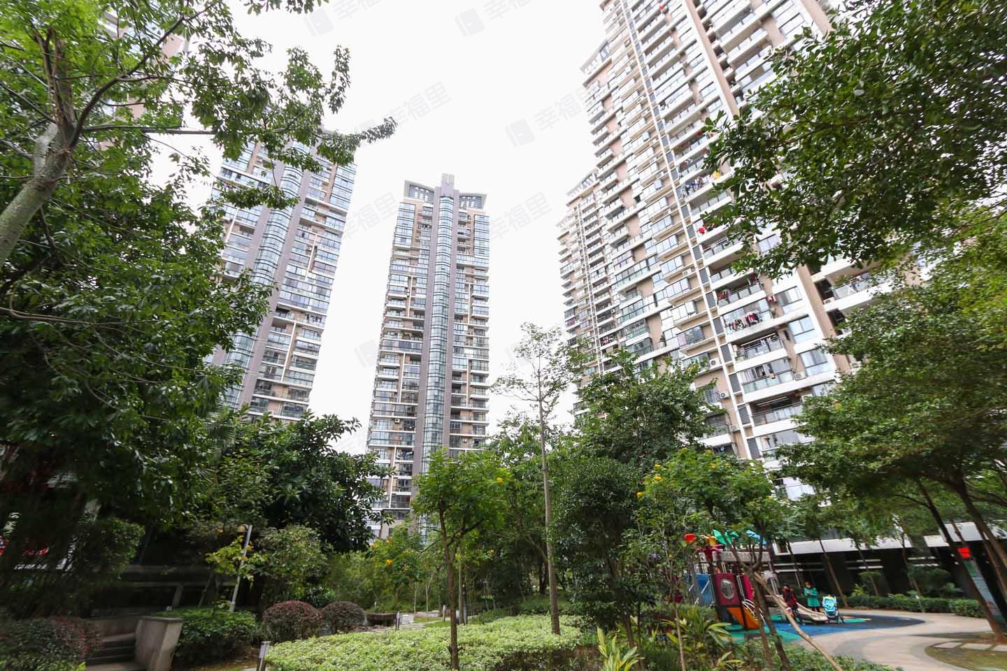 旭辉左海岸小区效果图