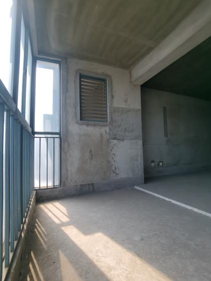 北京龙东湖沪宁中康山庄3室2厅150平中楼层/共18层