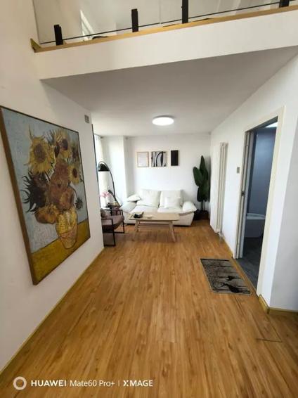 北京卓悦中心1室1厅38平高楼层/共20层