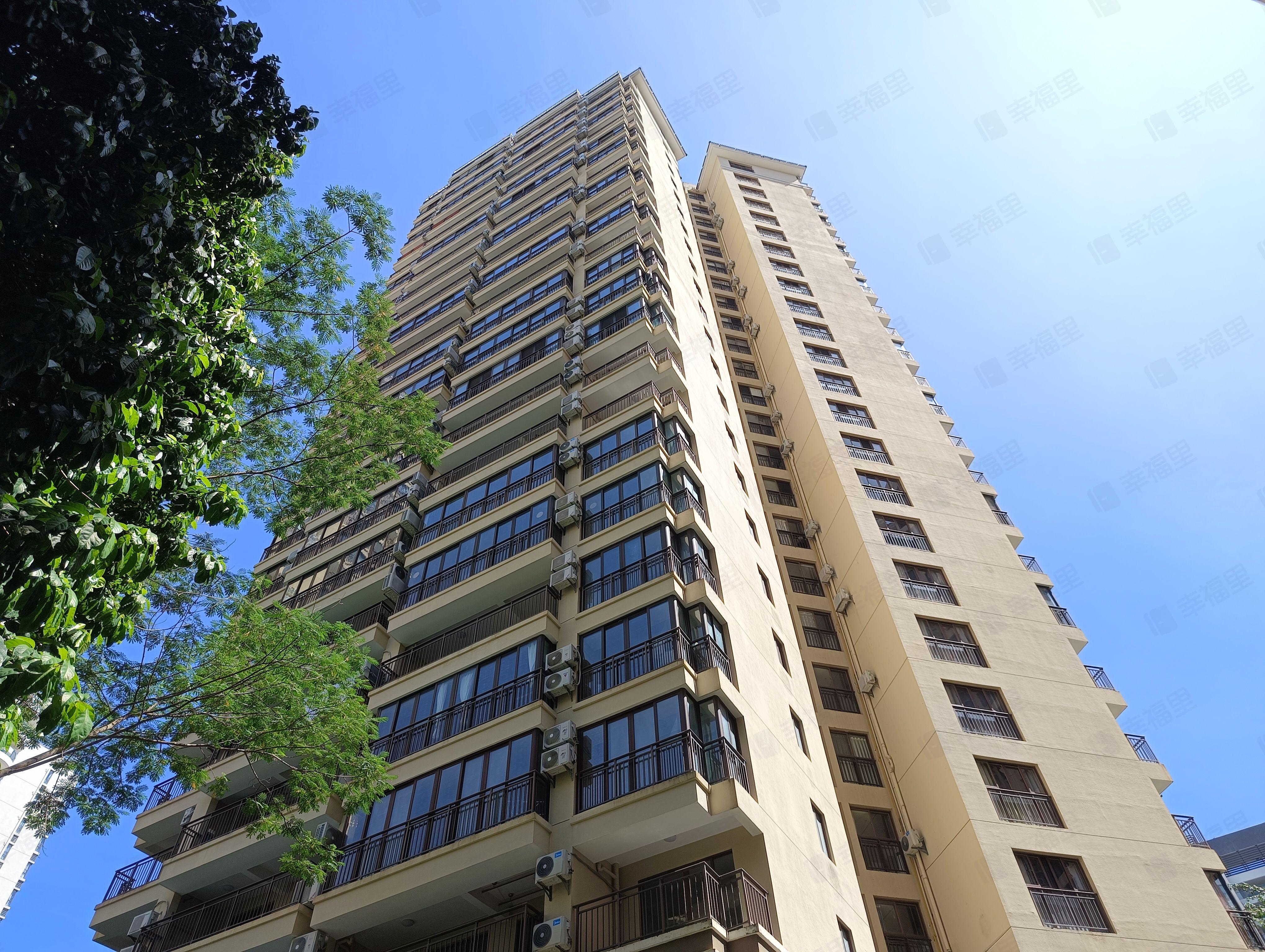 鸿坤山海墅小区效果图