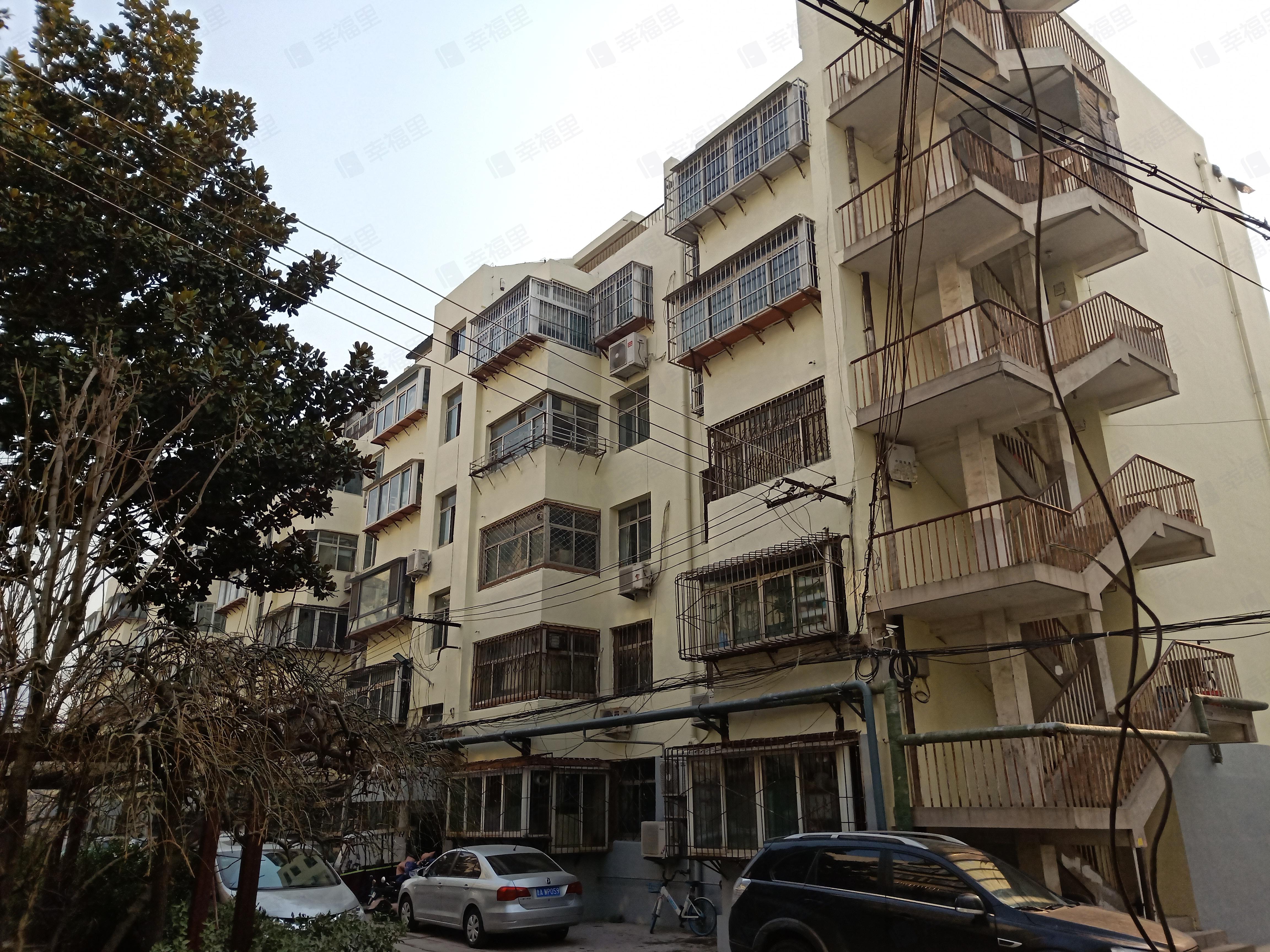 山东建筑工程学院第五宿舍小区效果图