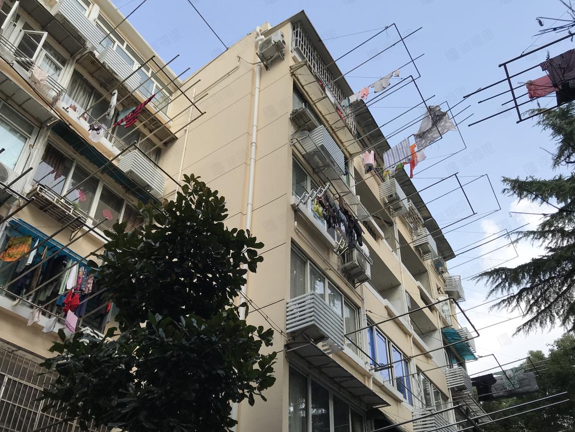 上海长宁-新华路/1986年建法华镇路878弄