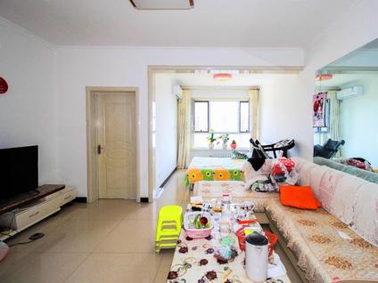 北京龙腾国际2室1厅62.71平顶层/共25层