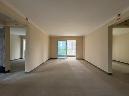 北京楚天都市御湖一品4室2厅152平中楼层/共45层