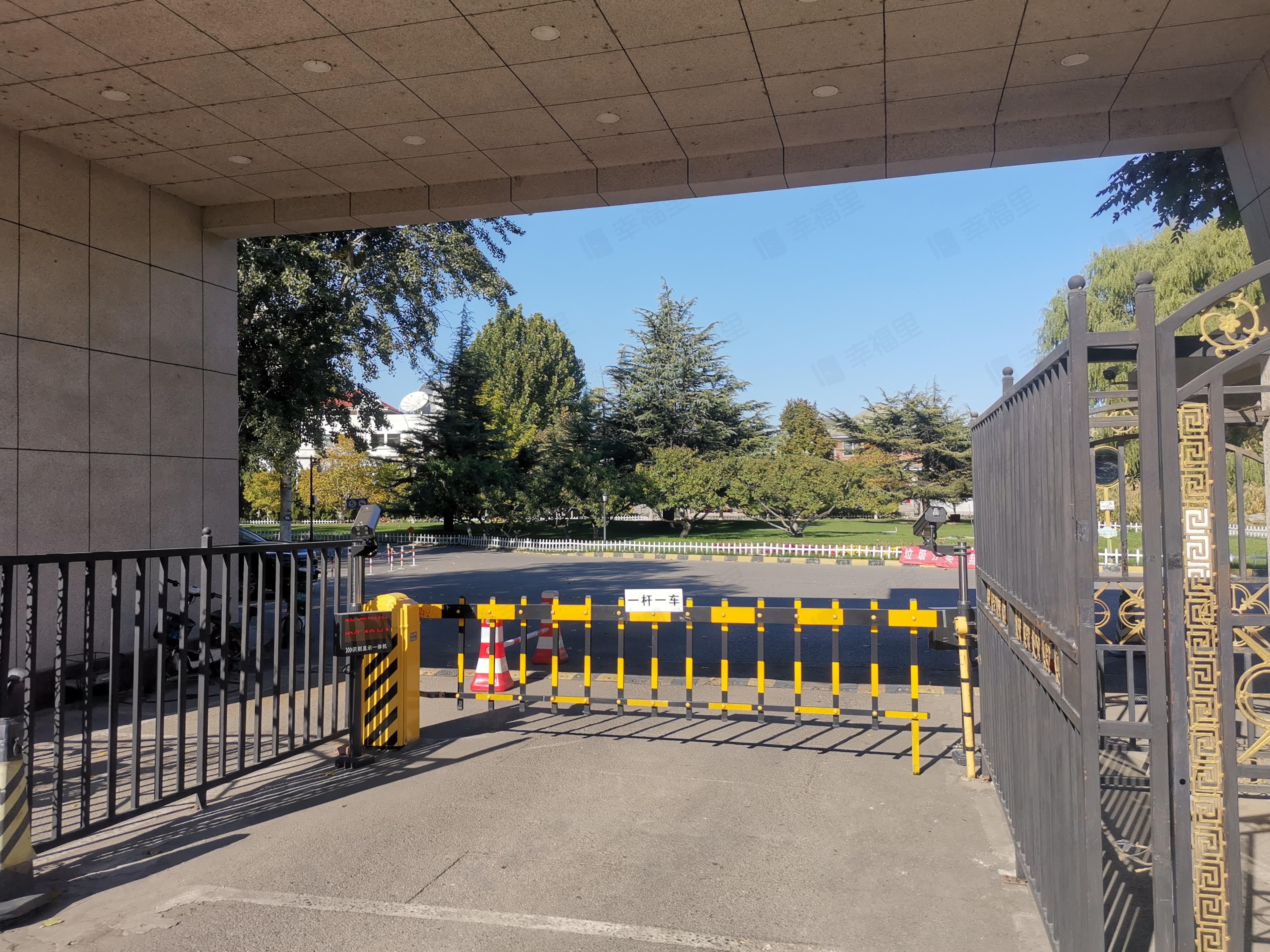 富成花园小区效果图