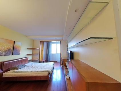 黄浦复兴公园整租 金鹿大楼1室1厅/55平/中楼层