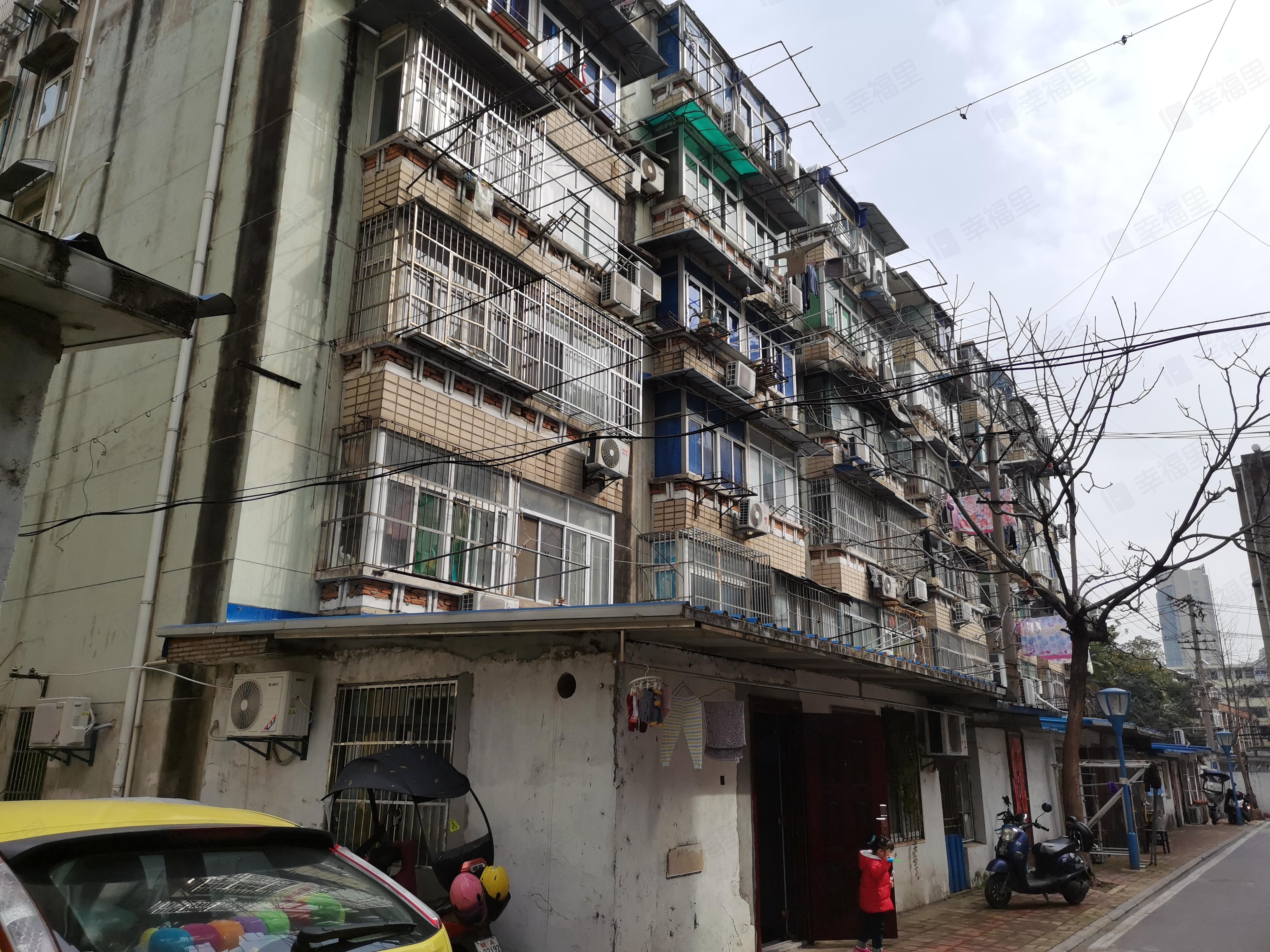 安庆路142号小区效果图
