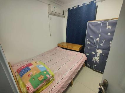 深圳天地大厦3室2厅93平中楼层/共24层