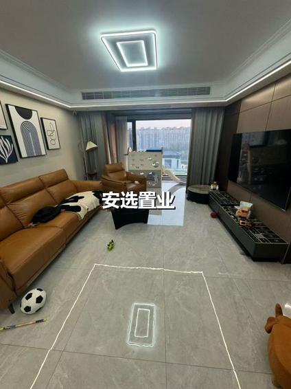 北京德信珑玺台4室2厅143平高楼层/共27层