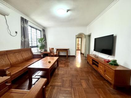 北京天地大厦3室2厅93平中楼层/共32层