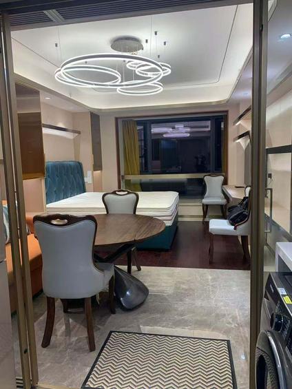 高新金融城整租 誉峰遇见1室1厅/40平/中楼层