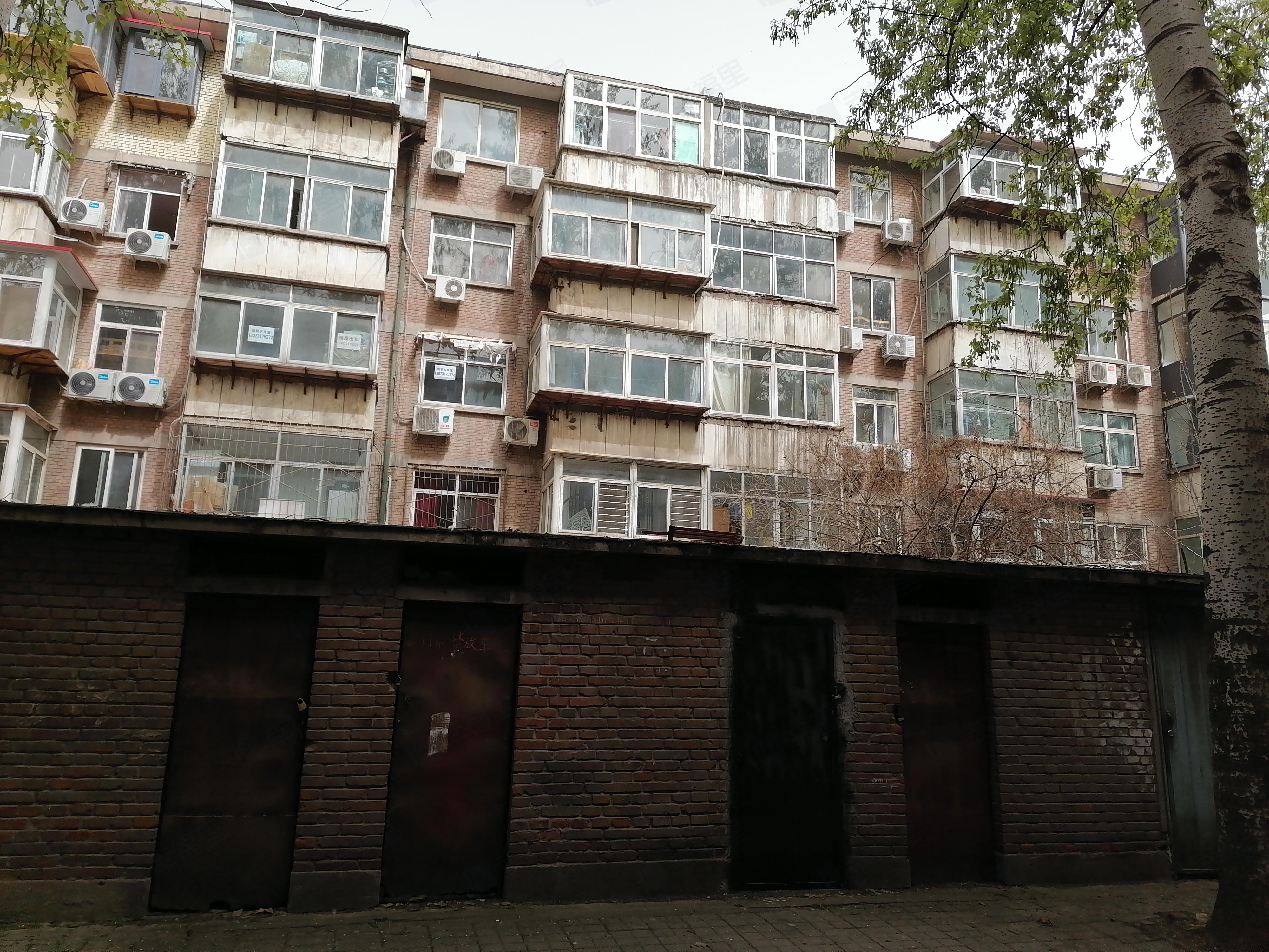 交通学校宿舍小区效果图