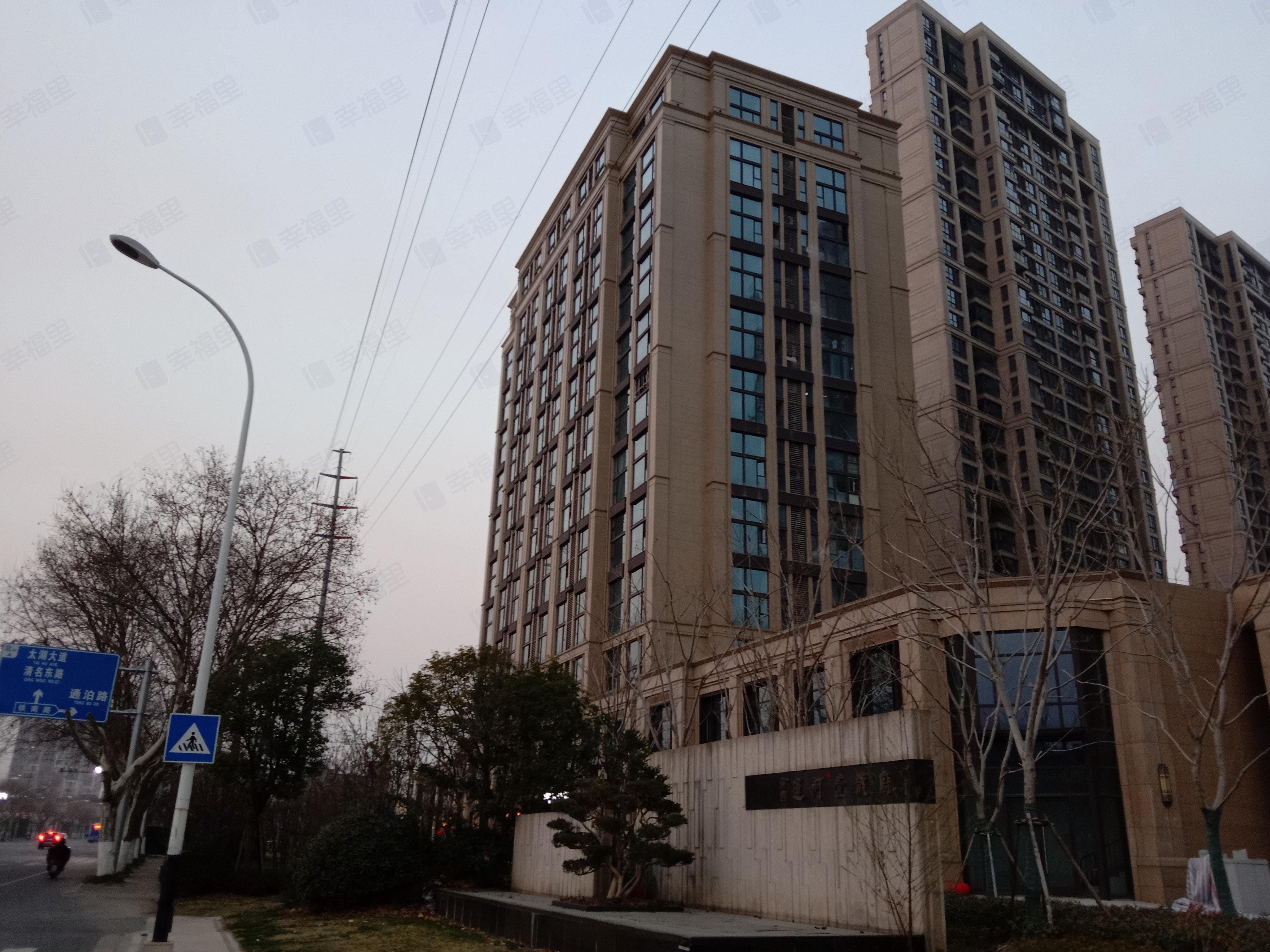 融创运河壹号府小区效果图