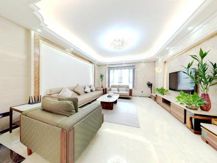 北京虎门国际公馆4室2厅161.74平低楼层/共17层