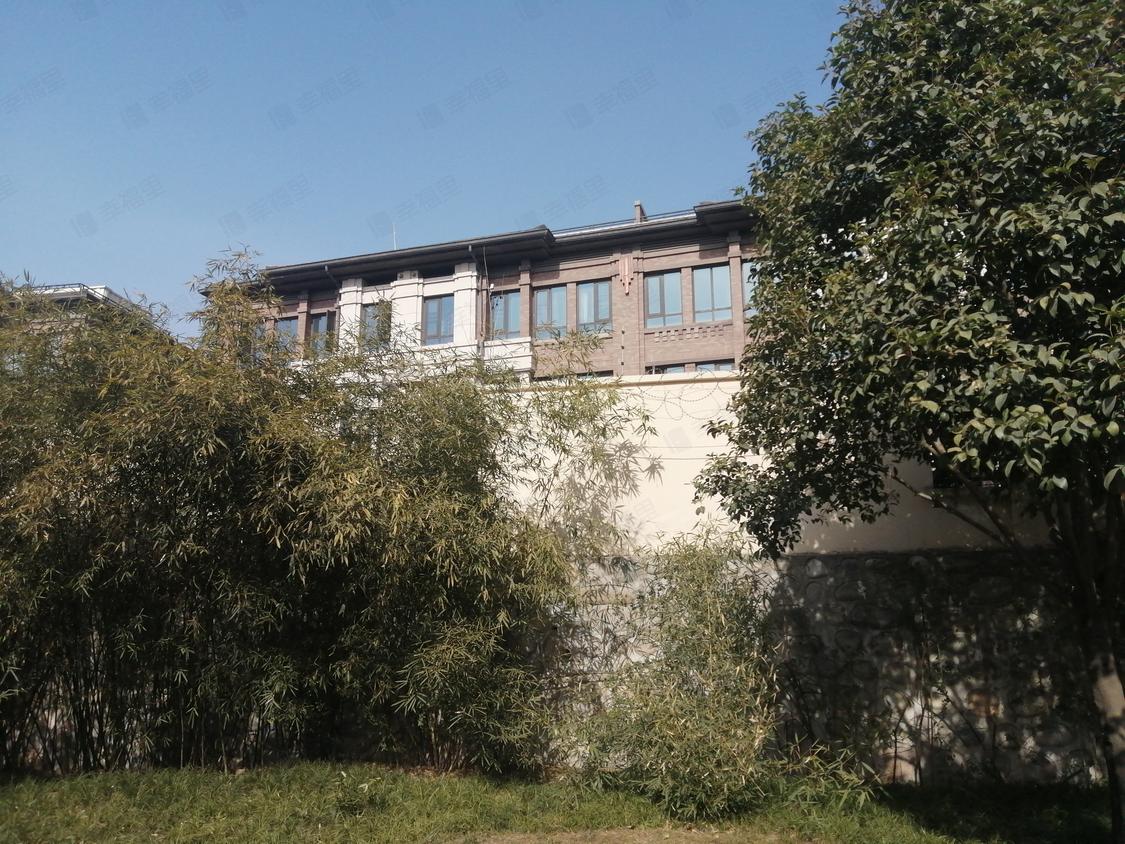 西安雁塔-大唐芙蓉园/2013年建中海峰墅